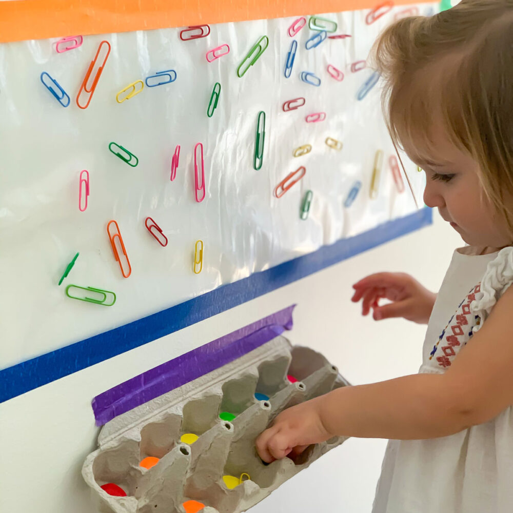 Color Sorting - Paper Clip Sticky Wall