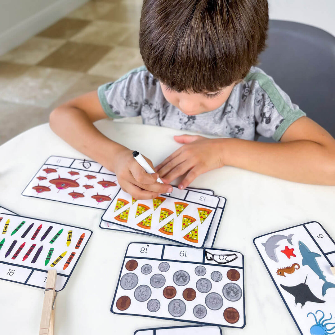printable number cards 1-20 hands on clothespins pegs