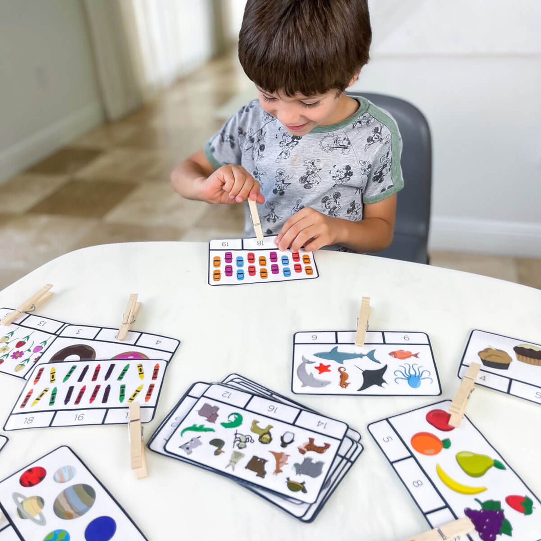 printable number cards 1-20 hands on clothespins pegs
